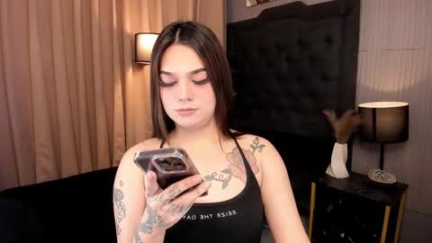 Valeria online show from 10.13.25