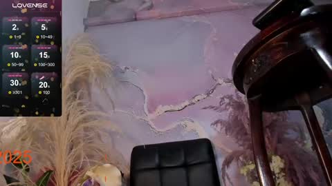 Snapshot of valeriaqueents21 chatting on 11.05.25 valeriaqueents21 online show from 11.05.25