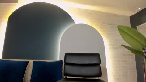 Valeria online show from 12.24.24