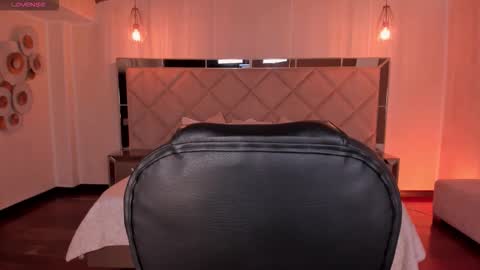 Valeria online show from 11.04.25