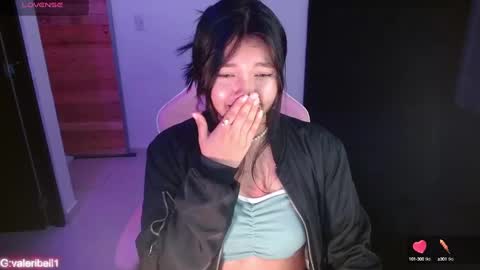 Snapshot of valeribell1 chatting on 12.31.24 Valeri online show from 12.31.24