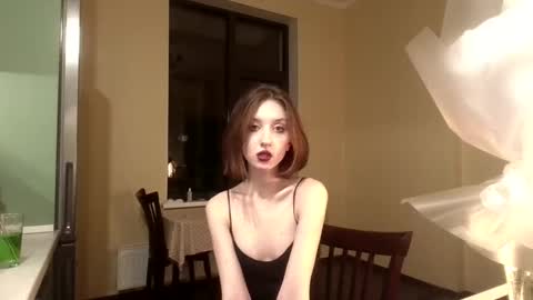 Kristi moony online show from 02.14.25