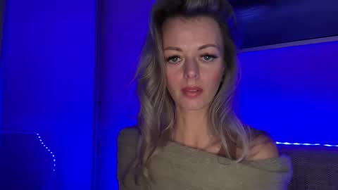 Snapshot of valerieluvsugar chatting on 12.05.25 Valerie online show from 12.05.25