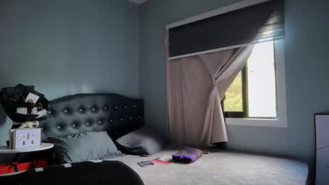 Snapshot of valerieriches chatting on 03.21.26 Valerie online show from 03.21.26