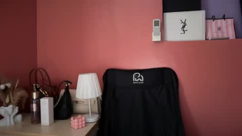 Snapshot of valerieriches chatting on 04.14.26 Valerie online show from 04.14.26