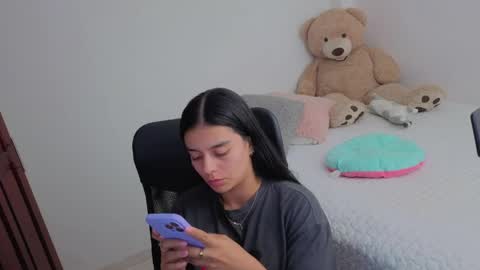 Juli C online show from 04.25.26