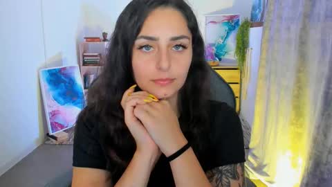 Snapshot of valeriiemills chatting on 09.26.25 Valerie online show from 09.26.25