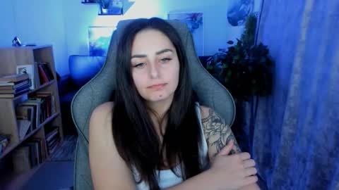 Snapshot of valeriiemills chatting on 02.21.26 Valerie online show from 02.21.26