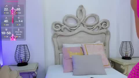 Snapshot of valerith_vega chatting on 10.14.25 online show from 10.14.25