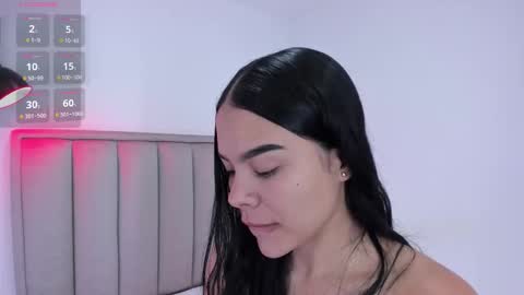 Snapshot of valery__nova chatting on 09.22.25 Cris online show from 09.22.25