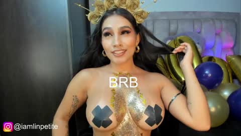 Snapshot of valery_dupont chatting on 12.15.24 Valery Lin Dupont online show from 12.15.24