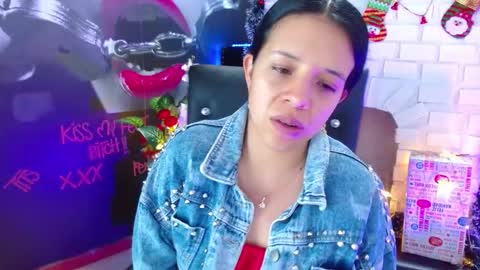 Snapshot of valery_meer_ chatting on 12.21.24 Valeria online show from 12.21.24