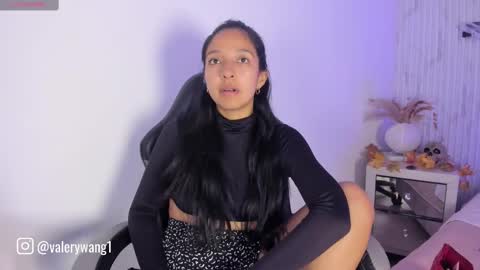 Val online show from 10.15.25