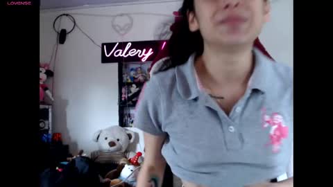 B V Naughty online show from 11.03.25