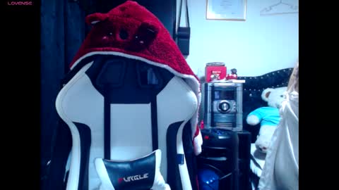 B V Naughty online show from 02.25.26