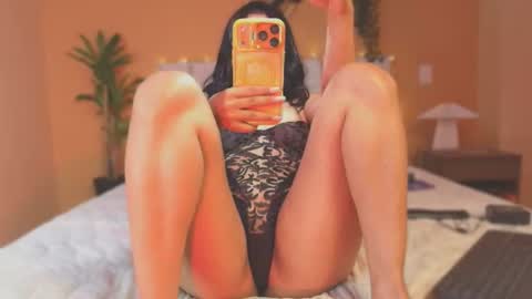 Snapshot of valerycolins chatting on 06.21.26 call me Maria online show from 06.21.26