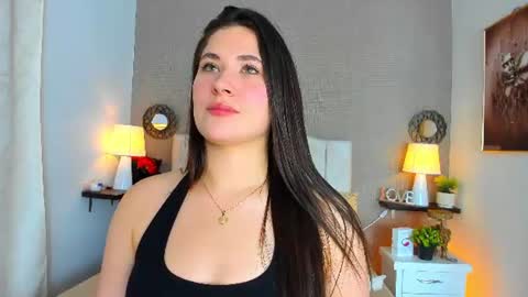 Snapshot of valeryfoxt chatting on 06.11.26 valery online show from 06.11.26