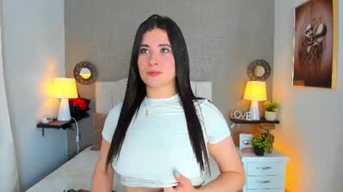 Snapshot of valeryfoxt chatting on 07.07.26 valery online show from 07.07.26