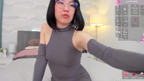 Snapshot of valerymur chatting on 09.25.25 Valery Mur3 online show from 09.25.25