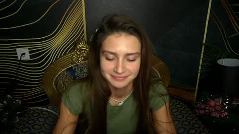 Snapshot of valeryroyale chatting on 12.04.24 Valery online show from 12.04.24