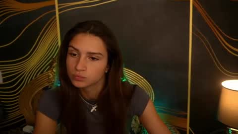 Snapshot of valeryroyale chatting on 03.08.25 Valery online show from 03.08.25