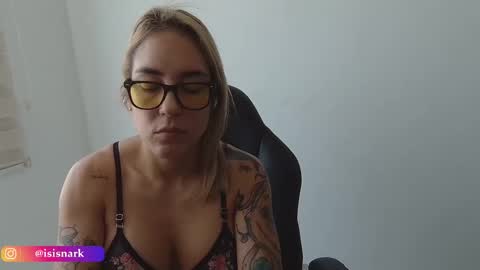 Snapshot of valkyriarose chatting on 02.28.26 Isis online show from 02.28.26