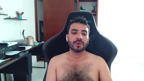 Snapshot of vallartamexi chatting on 03.21.26 Roberto Carlos online show from 03.21.26