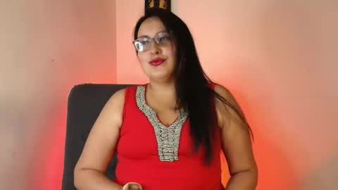 Snapshot of vallery16 chatting on 11.27.25 Vallery16 online show from 11.27.25