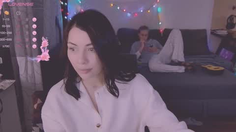 Snapshot of valorant_girl chatting on 03.01.25 Little Devil online show from 03.01.25