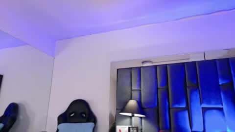 Snapshot of valrery_roussex chatting on 05.19.26 Valery online show from 05.19.26
