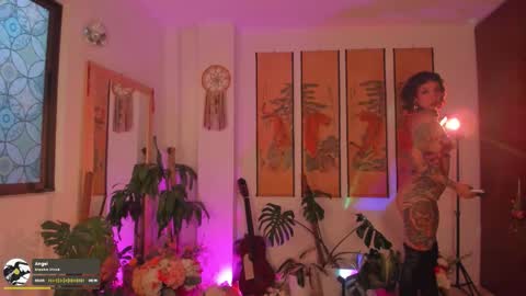      online show from 10.11.25