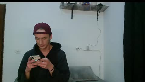 Vamp Noah and Dan online show from 02.25.25