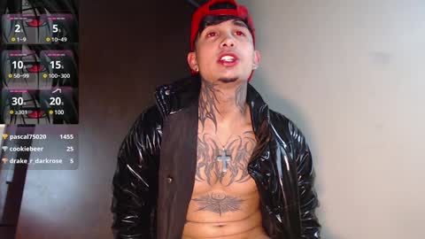 Snapshot of vampiredavyd chatting on 12.27.24 david guzman i model independenthelp me with a thumbs up online show from 12.27.24