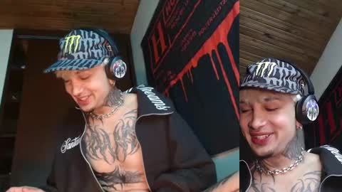 Snapshot of vampiredavyd chatting on 02.26.25 david guzman i model independenthelp me with a thumbs up online show from 02.26.25