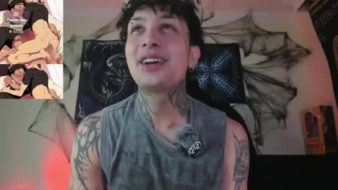 Snapshot of vampiredavyd chatting on 10.14.25 david guzman i model independenthelp me with a thumbs up online show from 10.14.25