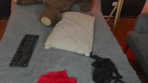 Snapshot of vampy_dolll chatting on 12.28.24 vampy_dolll online show from 12.28.24