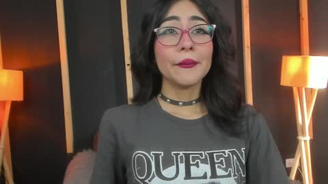 Snapshot of vampy_dolll chatting on 12.29.24 vampy_dolll online show from 12.29.24