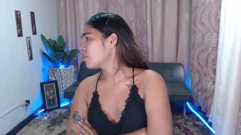 Snapshot of vampy_ebony_laxine chatting on 10.09.25 vampy_ebony_laxine online show from 10.09.25