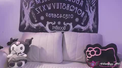 Snapshot of vampyy_doll chatting on 02.20.26 Please help me to reach 300 thumbs up online show from 02.20.26