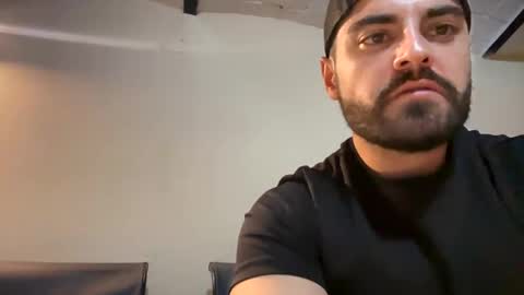 HUNG LATINO 888 bigcock fit athletic latino online show from 02.04.25