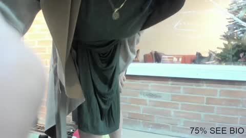 vanessa online show from 12.24.24