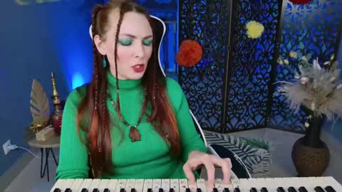 Vanda online show from 02.26.25