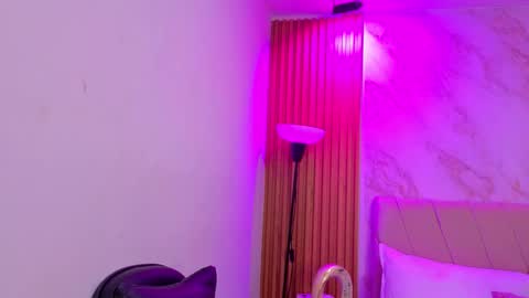 Snapshot of vane_coral chatting on 02.06.26 vane_coral online show from 02.06.26