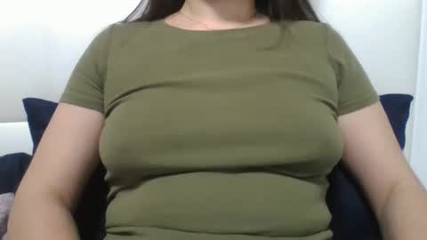 Snapshot of vanesajewel chatting on 11.03.25 VanesaJewel online show from 11.03.25