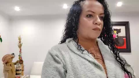 Snapshot of vanesam chatting on 01.07.26 vanessa and samantha online show from 01.07.26