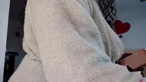 vanessa and samantha online show from 02.18.26