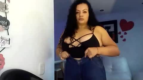 vanessa and samantha online show from 04.16.26