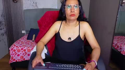 Snapshot of vanessa_7_ chatting on 03.24.26 Vanessa online show from 03.24.26