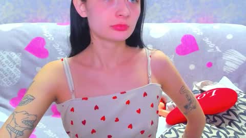 RUSSIAN BARBIE BABE online show from 11.17.25