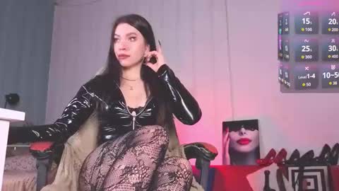 Snapshot of vanessa_ives chatting on 09.25.25 Vanessa online show from 09.25.25